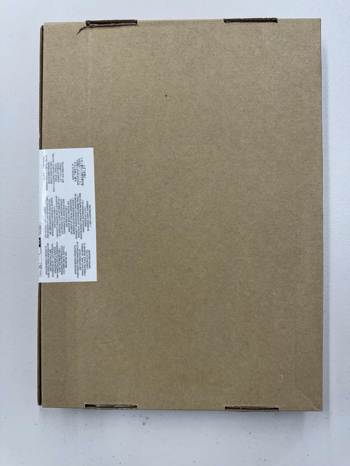 Amazon Basics 13.3-Inch Laptop Sleeve Protective Case with Zipper Purple New