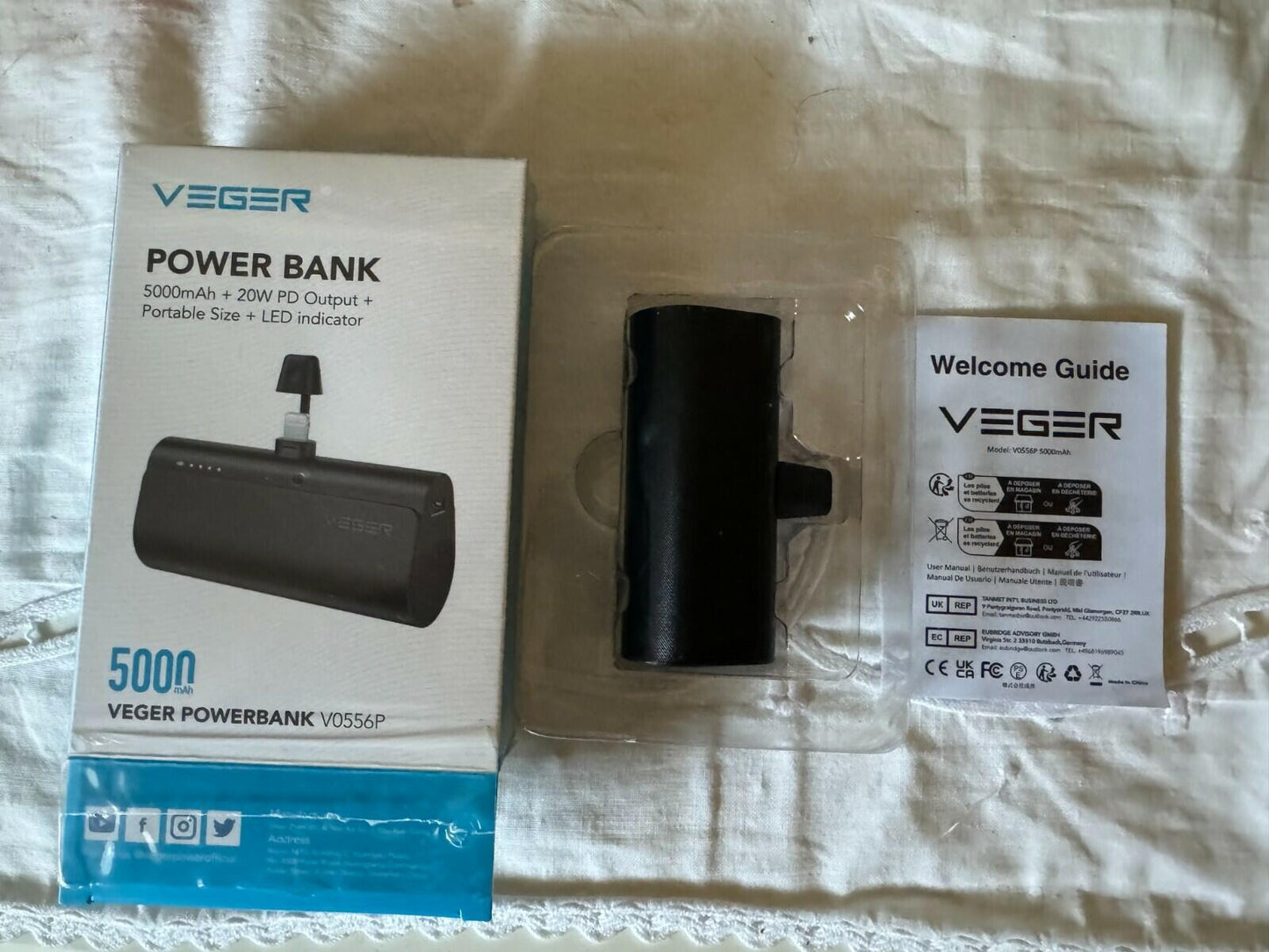 VEGER 5000 Power Bank 20W iPhone connector output USB-C. Portable Size5000mAh