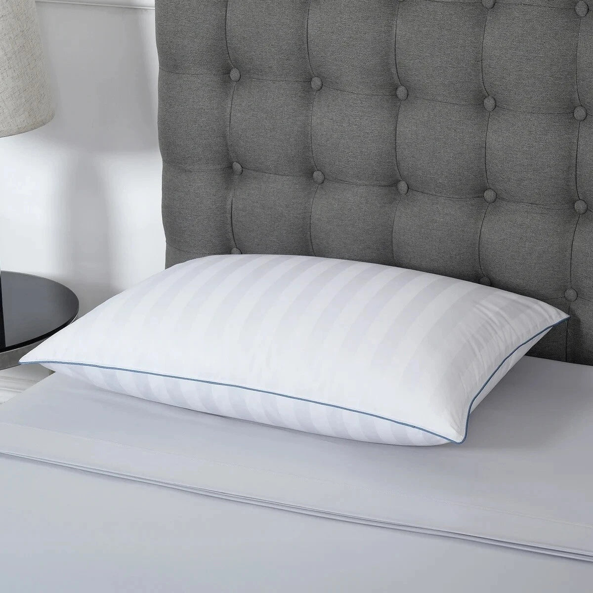 DownHaven - Luxury Down Filled Pillow