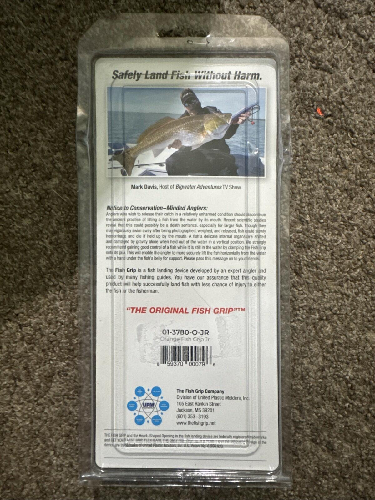 The Fish Grip JR ORIGINAL Fishing Pliers Lip Gripper Holder Floating Grabber