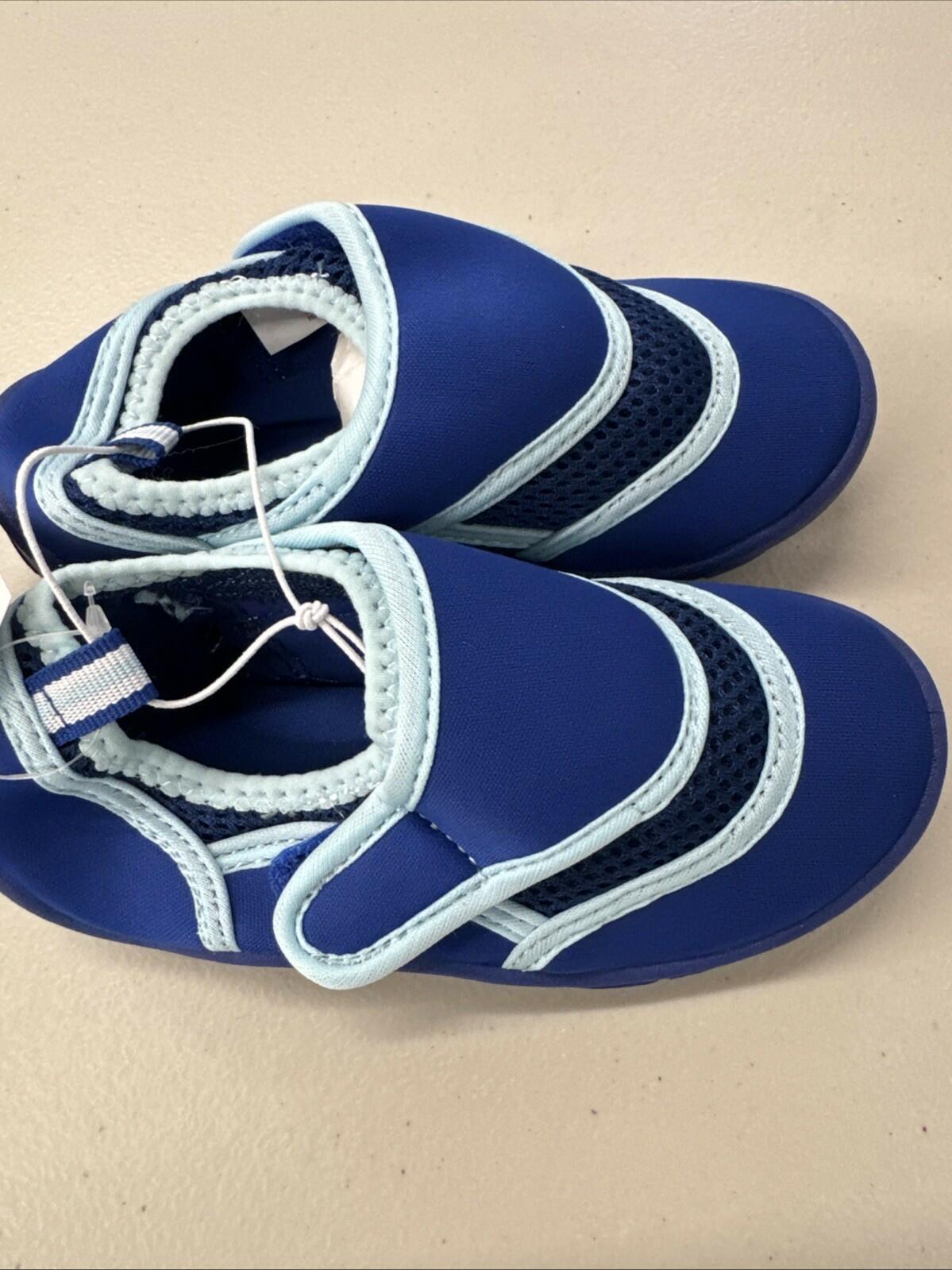 The Children's Place  Boy's Water Shoes Blue Size Toddler Size 9-10,New In Bag!