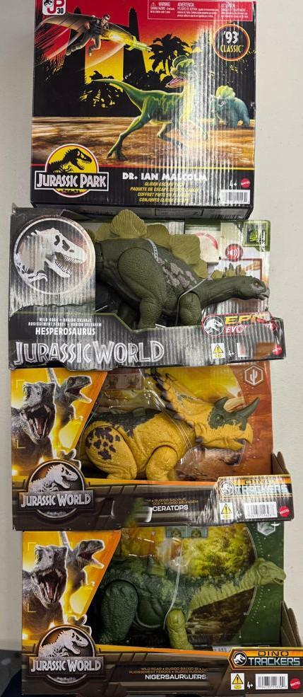 Lot of 4 Jurassic Park Toys