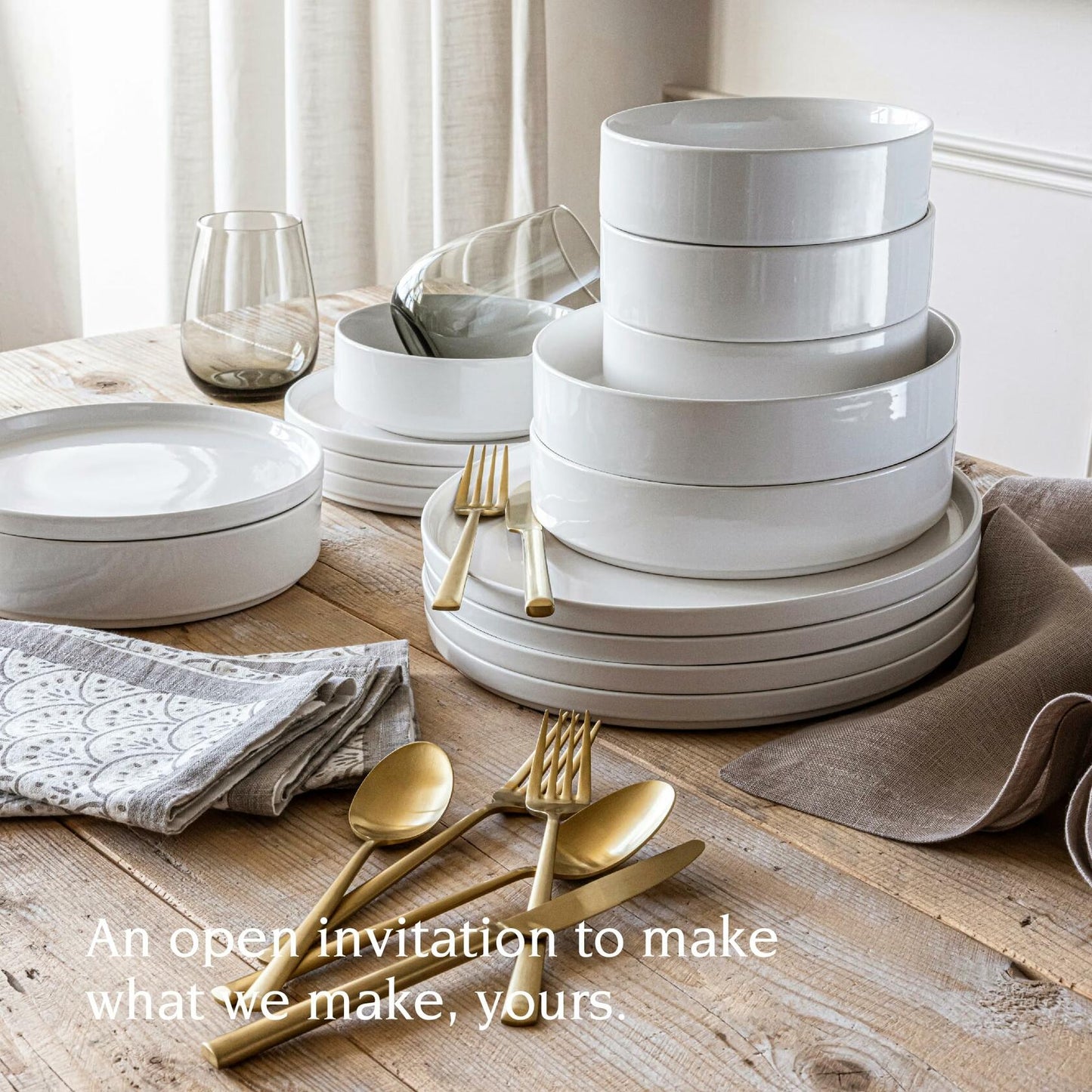 over&back 16-Piece Stackable Stoneware Dinnerware Set – Plates & Bowls, Gray