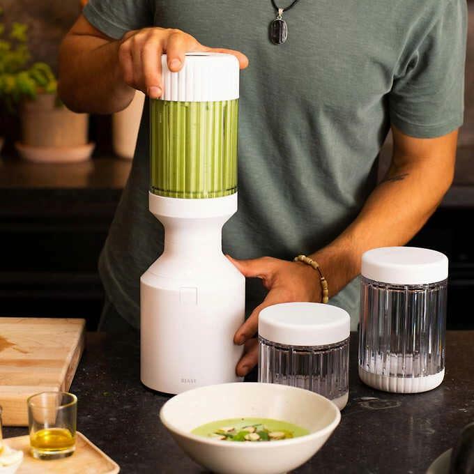 Beast Blender Deluxe - 3333008 - Blended Drinks with Portable Containers